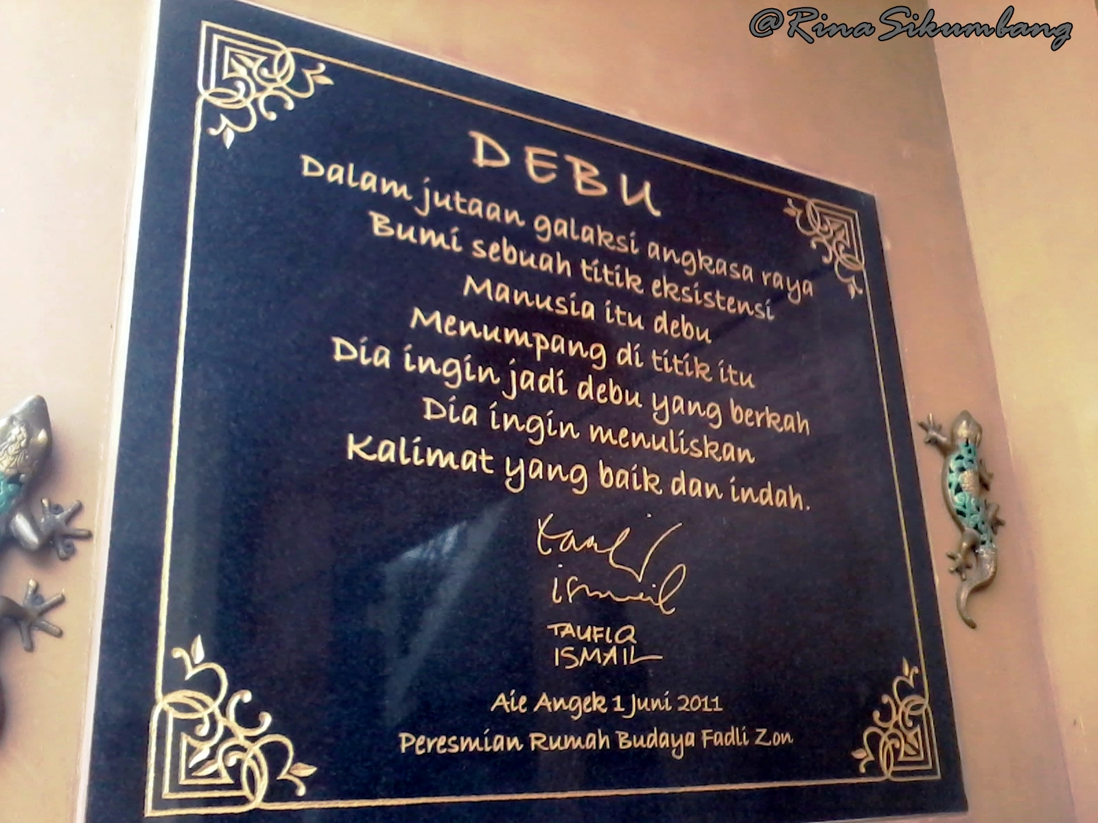 Rumah Puisi Taufiq Ismail padang oanjang  Ranah Kata 